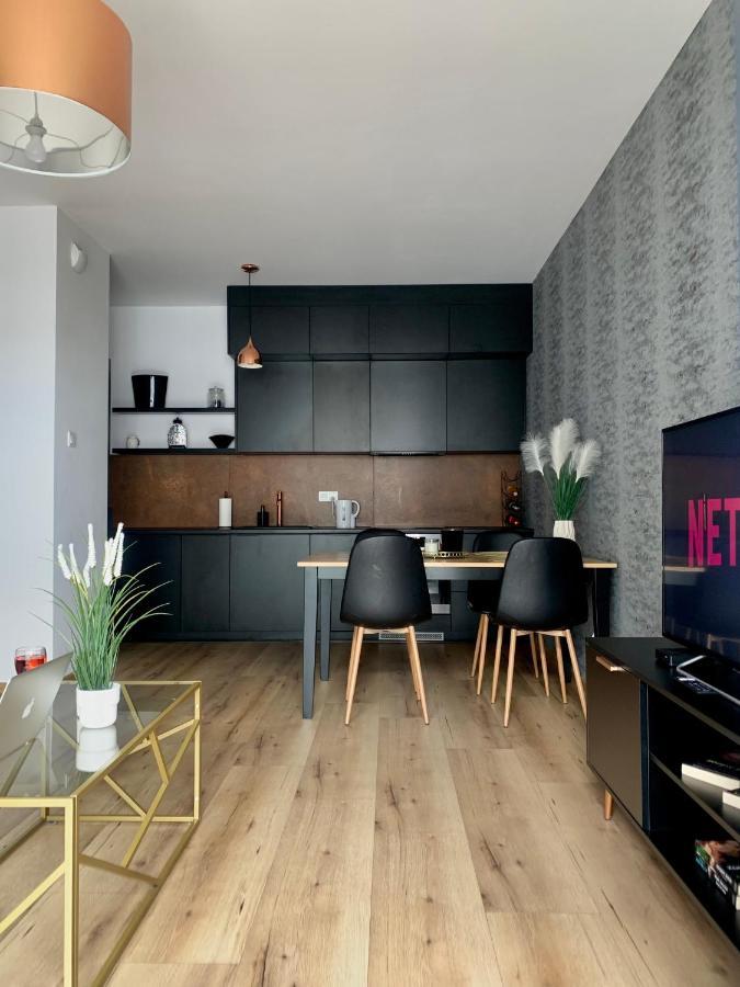 לודז' Apartament Drewnowska Przy Manufakturze מראה חיצוני תמונה